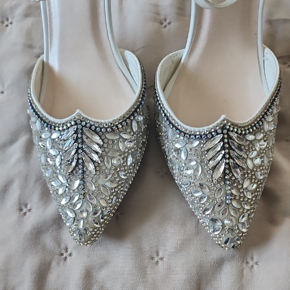 Elegant Heels For Wedding - Picture 4 of 8